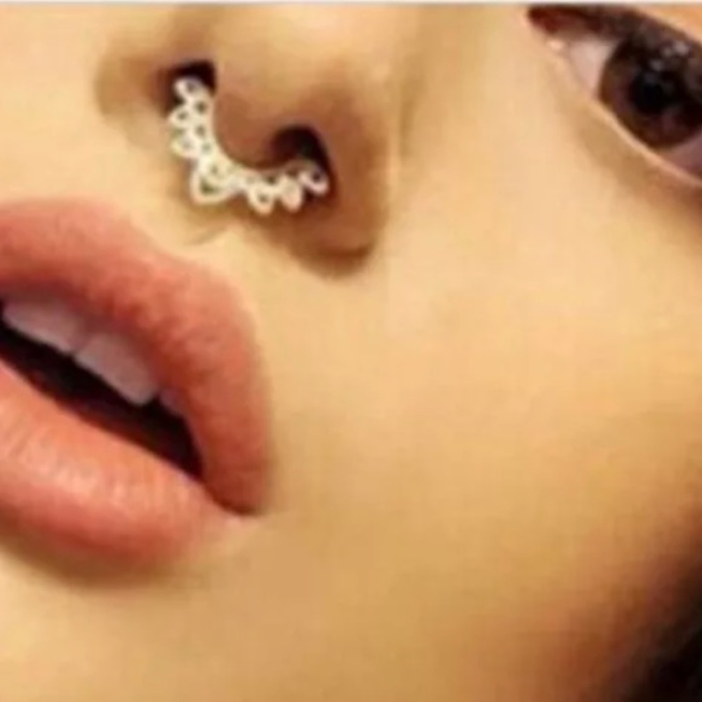 Gold faux septum ring crystal rhinestone piercing cuff clip clasp nose jewelry
